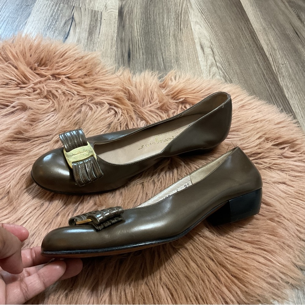 Salvatore Ferragamo Green Heels Size 6 VTG - Picture 6 of 11